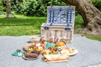 picnic on valentine's day in miami